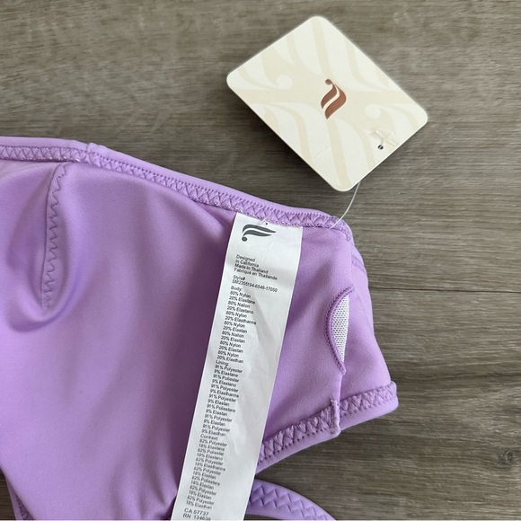Fabletics bikini top - Picture 3 of 4